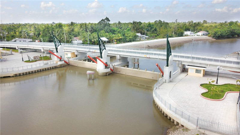 Những công trình thuỷ lợi giúp vượt qua hạn mặn