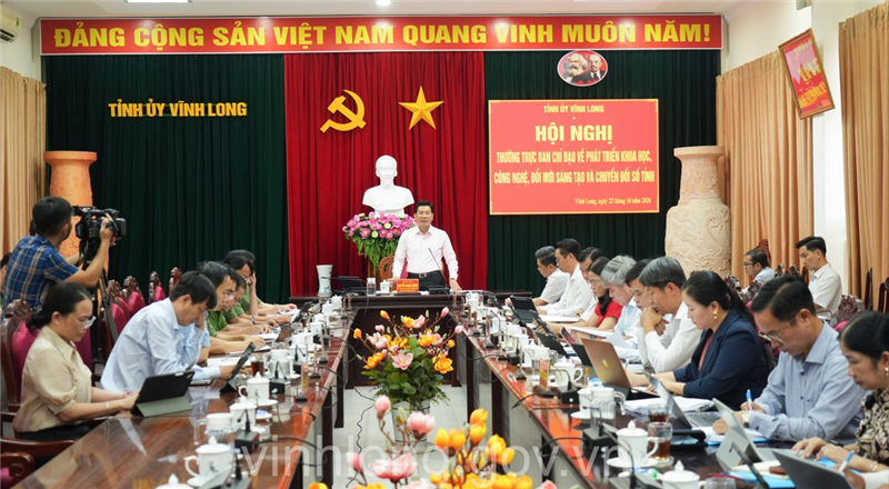 Tập trung tháo gỡ điểm nghẽn, thúc đẩy khoa học, công nghệ và chuyển đổi số phục vụ phát triển kinh tế - xã hội